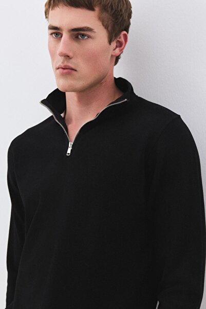 Trendiz Men's standard fit cotton thessaloniki fabric half-zip stand collar sweatshirt - black