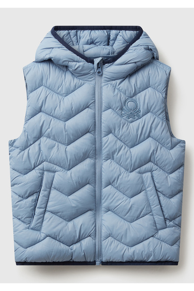 United Colors of Benetton Boy's Light Blue Hooded Vest with Logo Detail