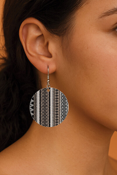 Cekuonline Women's Earrings Patterned Stylist Hooked 3.5X5Cm Round Transparent Earrings Ancient Egypt