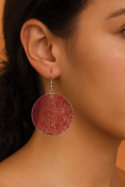 Cekuonline Women's Earrings Patterned Stylist Hooked 3.5X5Cm Round Transparent Earrings Lace