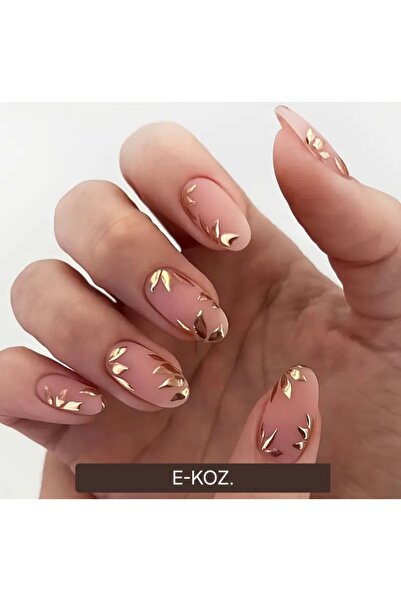 Butik Nude Altın Yaprak Detaylı 24'lü Badem Takma Tırnak Seti