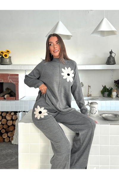 Lusin Women's Gray Stylish Floral Embroidered Half Turtleneck Sweater Pants Bottom Top Knitwear Set