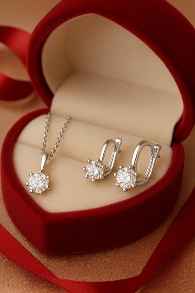 Laboratuvar Pırlantası Lp 1 karat tektaş küpe ve kolye