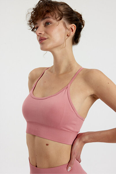 Simple Co. حمالة صدر رياضية بدون خياطة من كارما