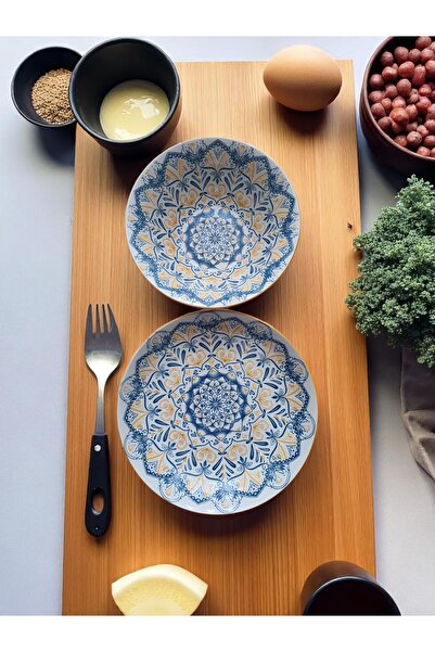 OEM Ceramic dinnerware set with symmetrical floral pattern