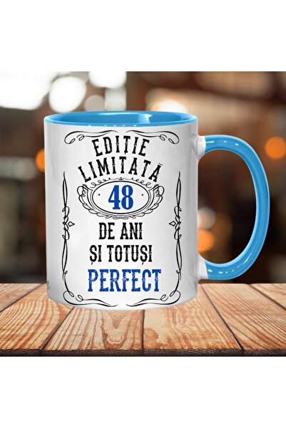 T&M Personalizare Cană personalizată - Ediție limitată „48 de ani și perfectă”, interior albastru, 330 ml