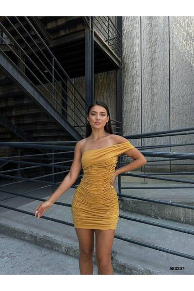 Modafeminen Sandy Esnek Kumaş Açık Omuzlu Büzgü Detay Abiye Elbise 583237 SARI