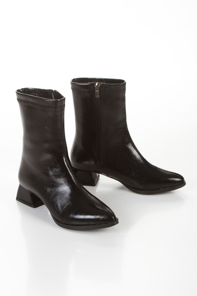 DYG STORE Women's Pointed Toe Casual Boots