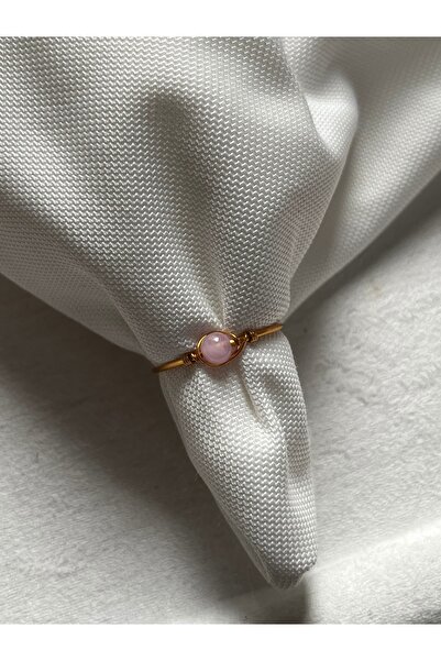 Pel Design خاتم ذهبي قابل للتعديل مرصع بحجر الكونزيت