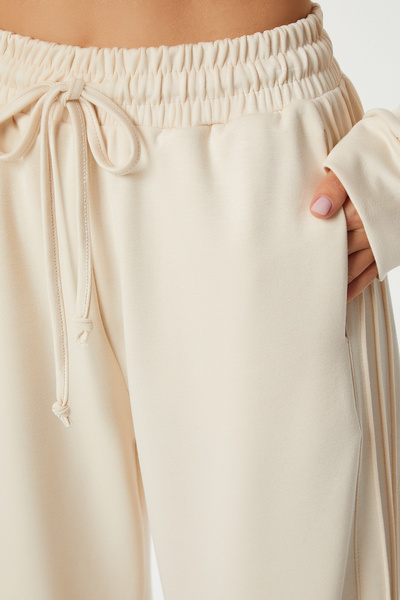 Lovelyİstanbul Puha modál alsó-felső szett LCR0096 KRÉM