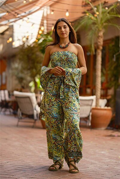 Miss Boheme Green Color Floral Pattern Silk Pants Crop Kimono Set