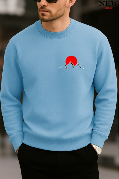 New Shine سويت شيرت برقبة دائرية مطبوع عليه الجبل الأحمر