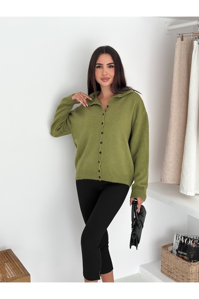 02Lady Fashion Soft Textured Buttoned Knitwear Cardigan