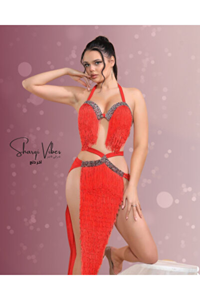 Sharqi Vibes زي رقص شرقي (بطن) حديث مكون من قطعتين - أحمر مع زخارف حمراء وكري...