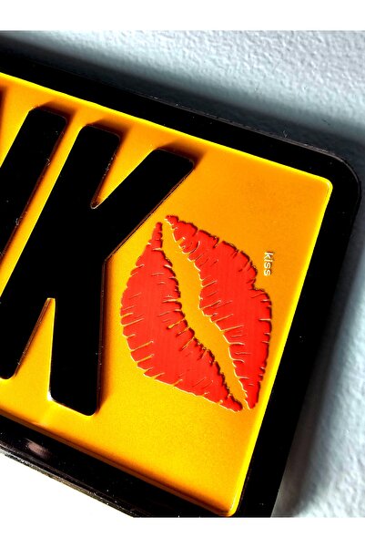 BsElektronik Yeni Nesil Kabartmalı Sticker Kiss Öpücük Sticker Plaka - Cam 6x...