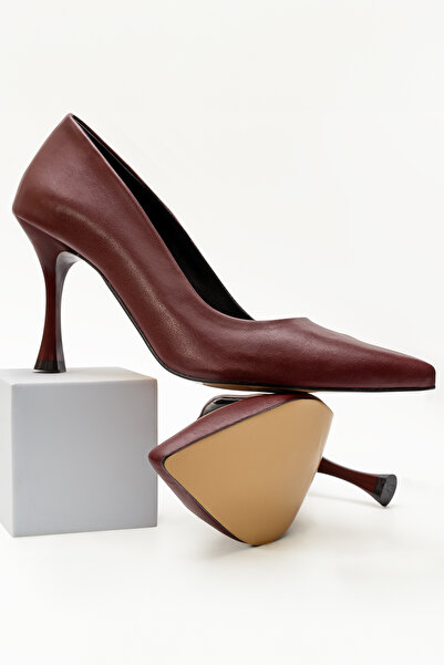 Yel'iz Shoes&Slipper Deri Rugan Günlük Rahat Topuklu Kadın Stiletto Ayakkabı