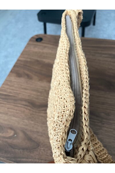 Moonstar Home Handmade Straw Bag with Patterned Inner Pocket - Zippered