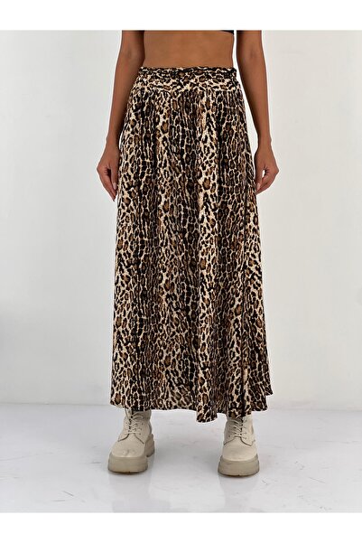 Miss Poem Women's Leopard Print Beige Skirt
