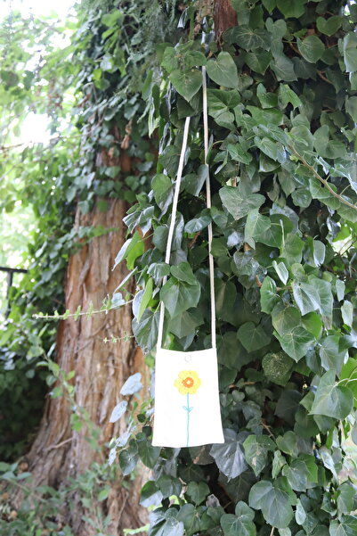 vipceyiz Wicker Flower Phone Bag Handmade