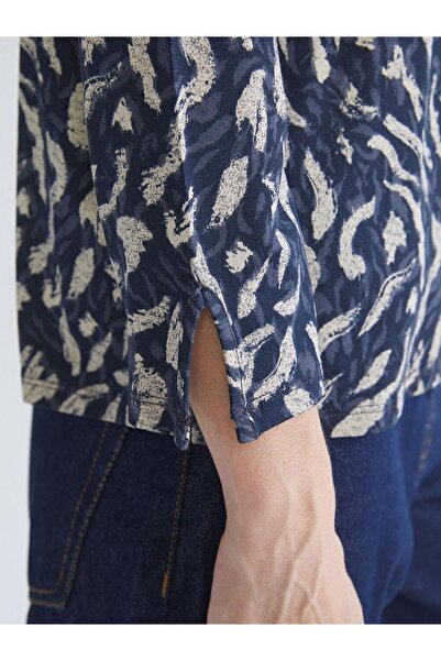 LC Waikiki Μπλούζα με σχέδιο με λαιμόκοψη σε σχήμα V (W5)