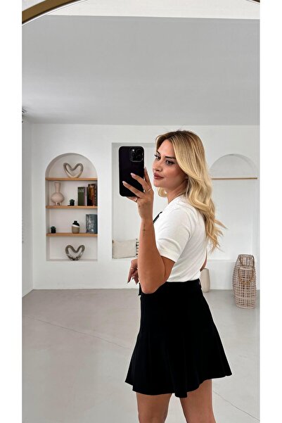 Sezgi Tekin Fusta neagră din crep cu detaliu plisat cu centură