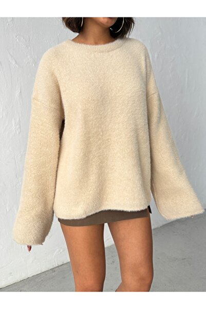 BEJNA Women's Beige Crew Neck Oversize Soft Knit Sweater