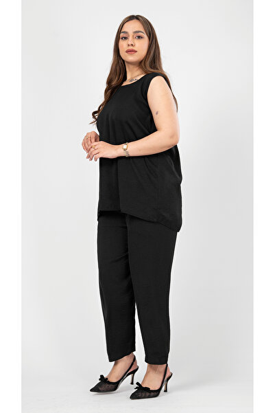 outline Three-piece black summer abaya made of washed silk