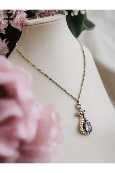 FAYRA ACCESSORIES Zirkon Taşlı Lale Figürlü Kolye