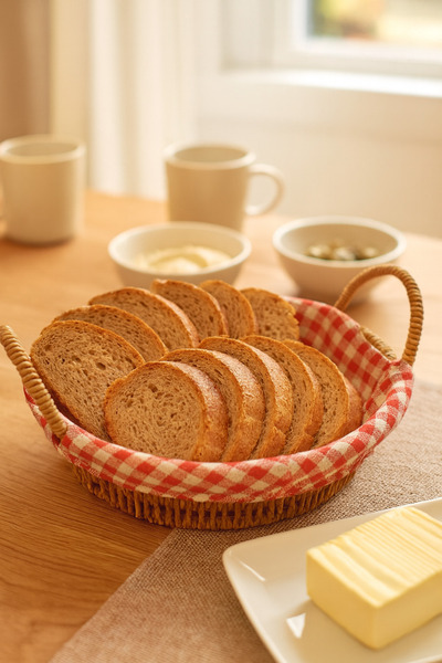 YUNUSOĞLU HOME Round Woven Bread Basket – Red and White Checkered Fabric Breakfast and Serving Basket