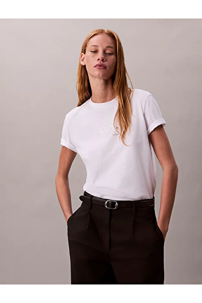 Calvin Klein Kadın Normal Kalıp %100 Pamuklu CK Logo Detaylı Kısa Kollu Beyaz...