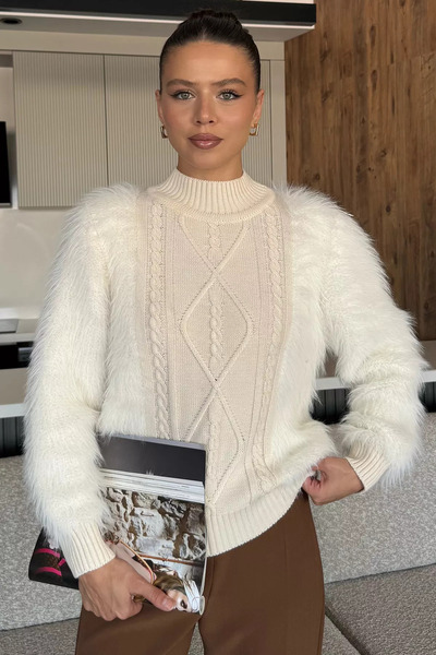 julude Cream Women's Turtleneck Bearded Knitwear Sweater (Available in S-M-L)