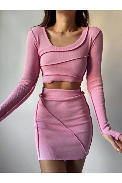 Bak Moda فستان وردي بتفاصيل خياطة عكسية