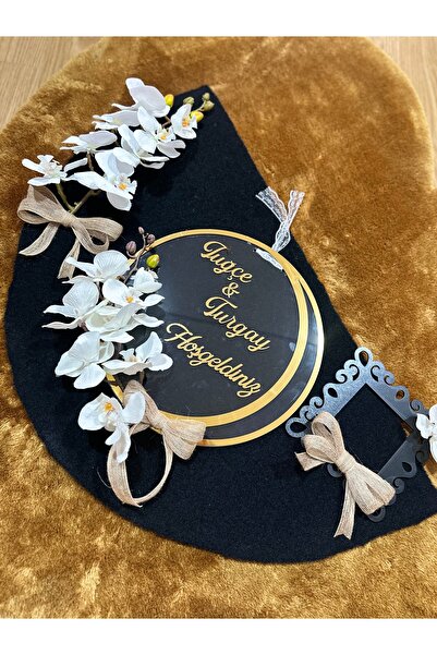 Marrone Kişiye Özel Kapı Süsü Paspas Takımı İsme Özel Orkideli Set