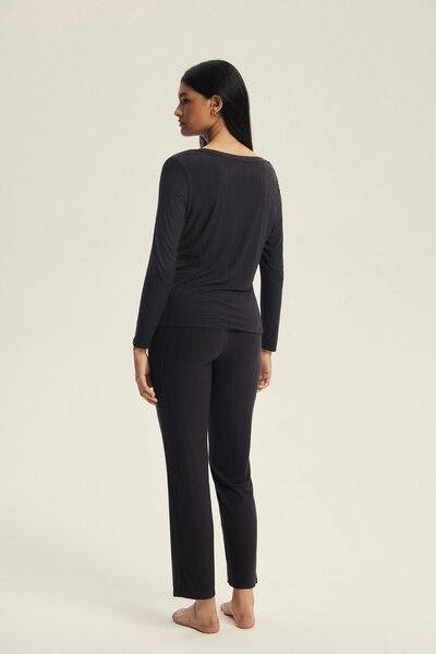 ESOTIQ Women's Pijama Set 2-Piece Cami Top & Shorts Ribbed Viscose & Elastane | Jenius 3