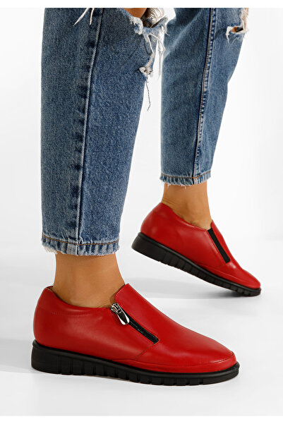 B T Shoes Women's casual shoes in red Vichy leather