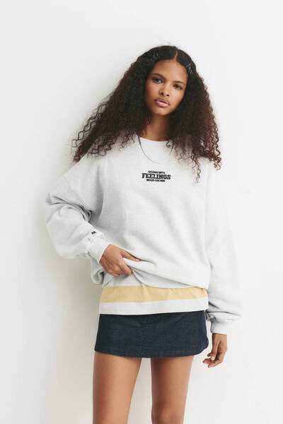 Pull & Bear Ayçiçekli sweatshirt