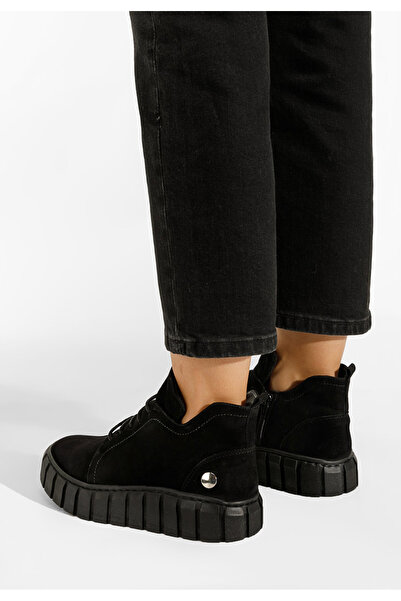 B T Shoes Černé kožené polobotky Argina