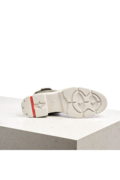 Lloyd Schnür-Stiefeletten für Damen v hnědé barvě