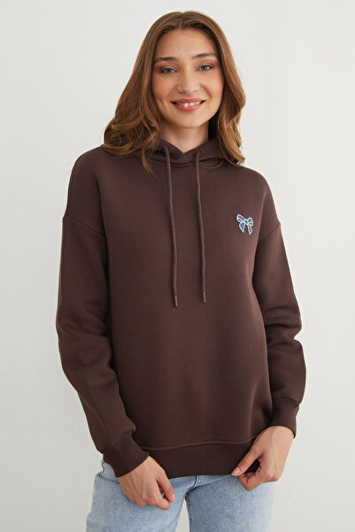 Fulla Moda 3 Thread Bow Embroidered Hooded Sweatshirt