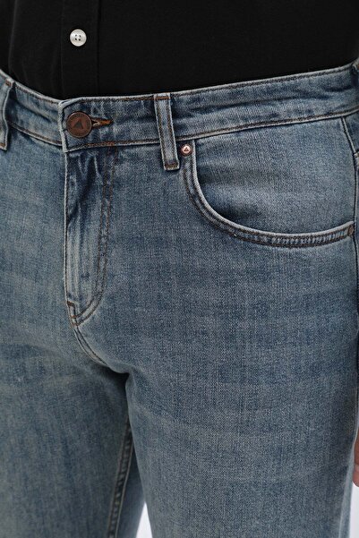 DNM UNITED Comfort Fit Jeans - Sky Blue Washed
