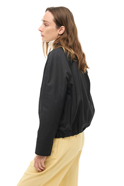 Perspective Black Shirt Collar Crop Coat