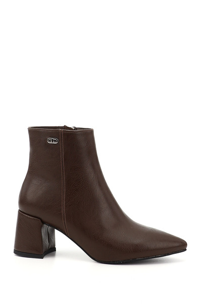 GÖNDERİ(R) حذاء نسائي بني اللون بسحاب ومقدمة مدببة وكعب سميك