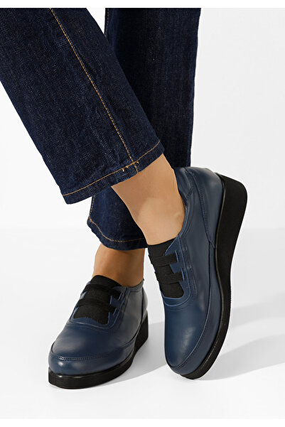 B T Shoes Tmavě modré kožené polobotky Zelya