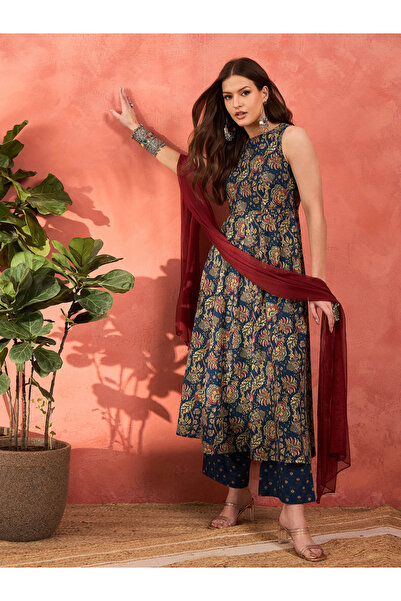 Sassafras By Styli Navy Floral Sleeveless Kurta with Pencil Pants and Dupatta Set
