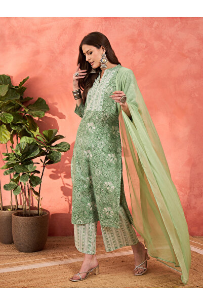 Sassafras By Styli Green Floral Straight Kurta with Pencil Pants and Dupatta Set