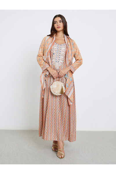 Styli جلابية ماكسي بطبعة زهور مع دانتيل