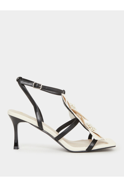 Styli Flower Embellished Stiletto Heel Sandals