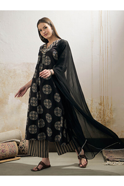Sassafras By Styli Black Geometric Print V-Neck Kurta with Pencil Pants and Dupatta Set
