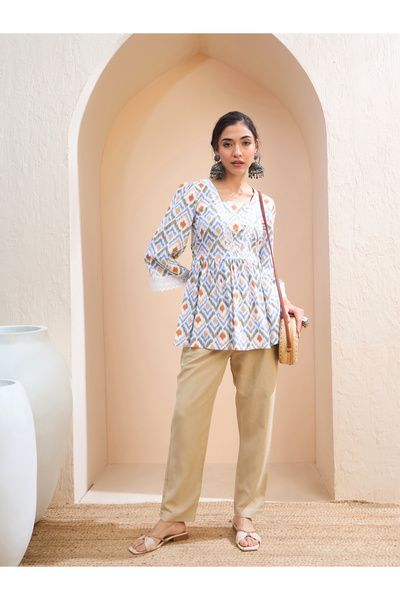 Sassafras By Styli White Geometric Print Peplum Kurti