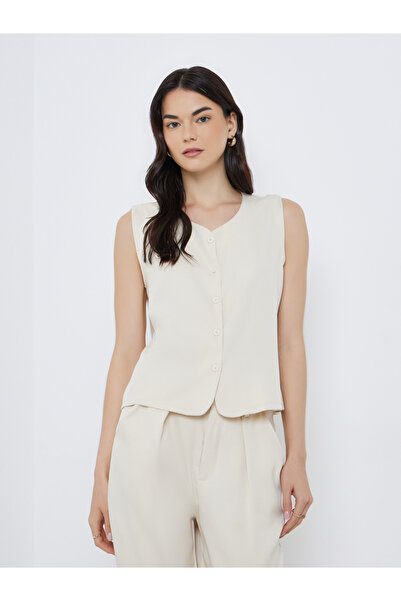 Take Two By Styli Solid Sleeveless Buttoned Top and Pant Co-Ords